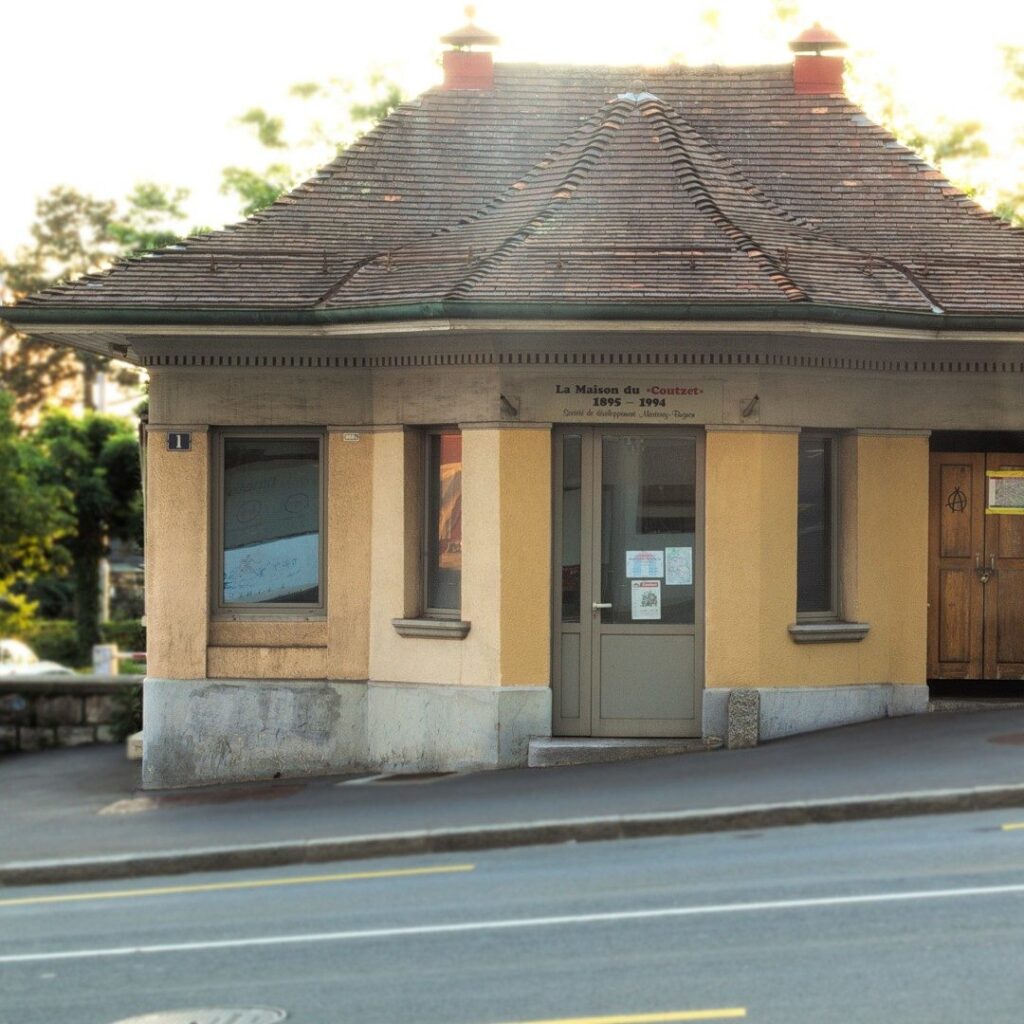 Petit édicule. La Maison du Coutzet